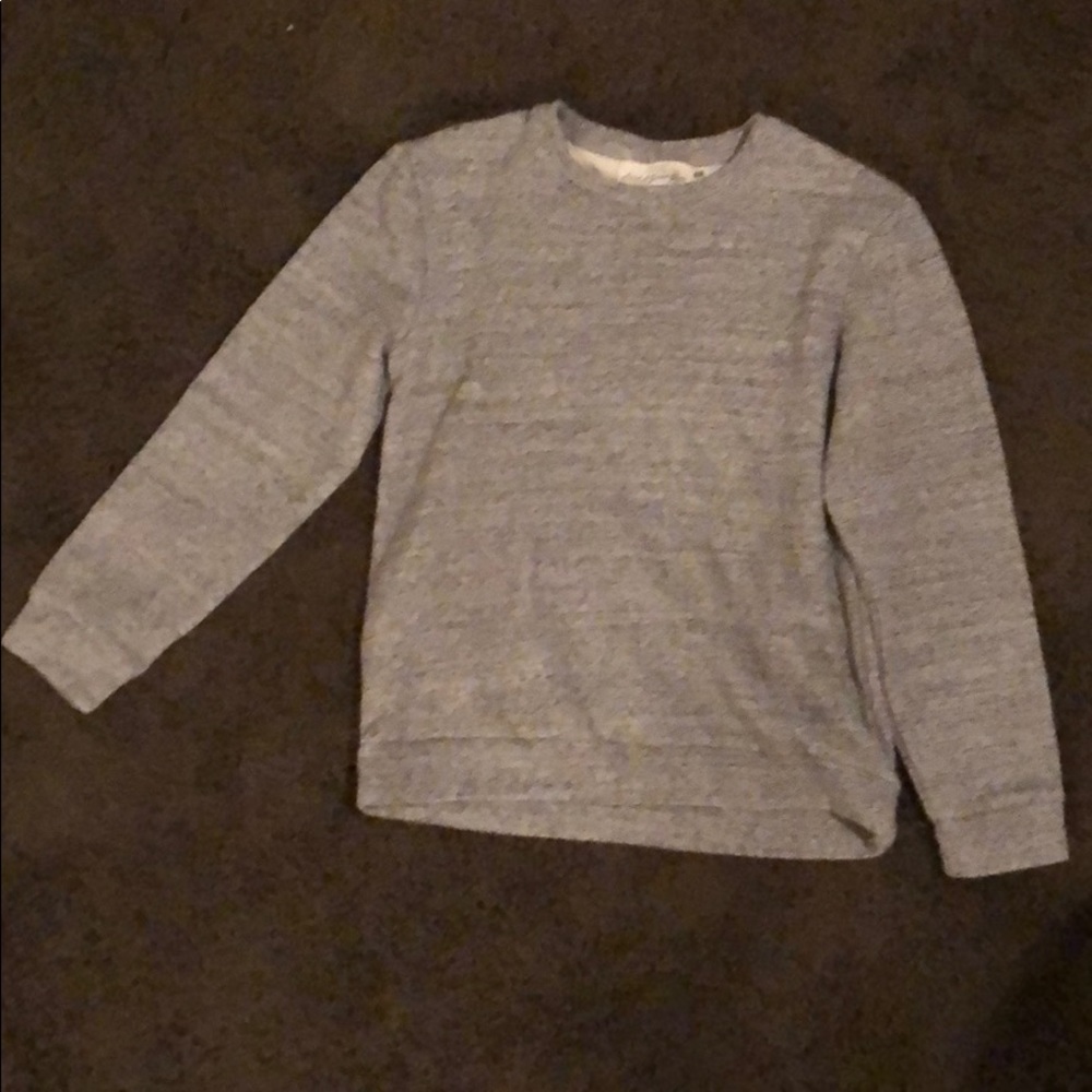 Gray sweater